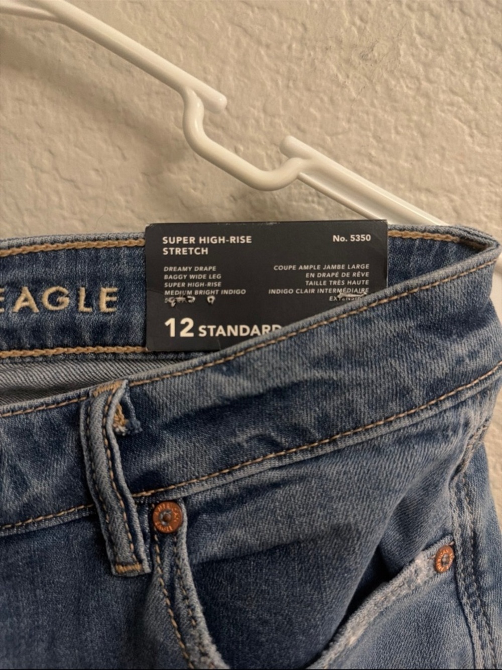 American Eagle Outfitters Wide-Leg Jeans in Medium Blue - Picture 4 of 7